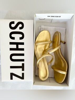 NIB Schutz Taliah, size 7